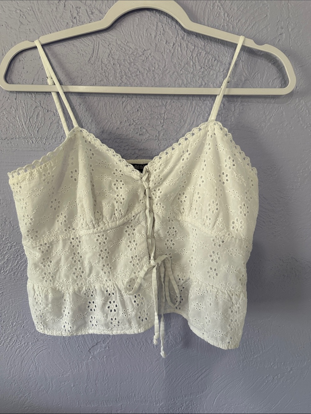 wild fable White Eyelet Lace-Up Cami in White Size L